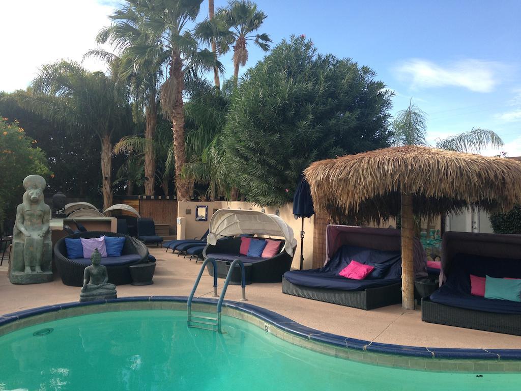 Sea Mountain Nude Resort & Spa Hotel - Adults Only Desert Hot Springs Bagian luar foto